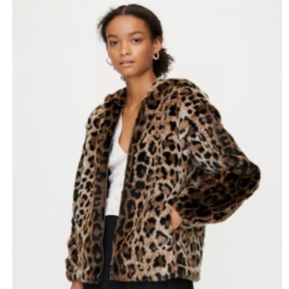 Aritiza’s Sunday Best faux fur cheetah print jacket in size medium